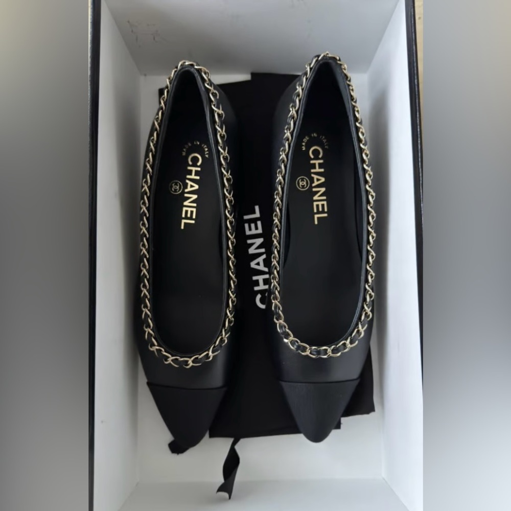 CHANEL Gold Chain Sold Out LEATHER BALLET FLATS